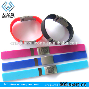 customized silicon bracelet with metal clasp